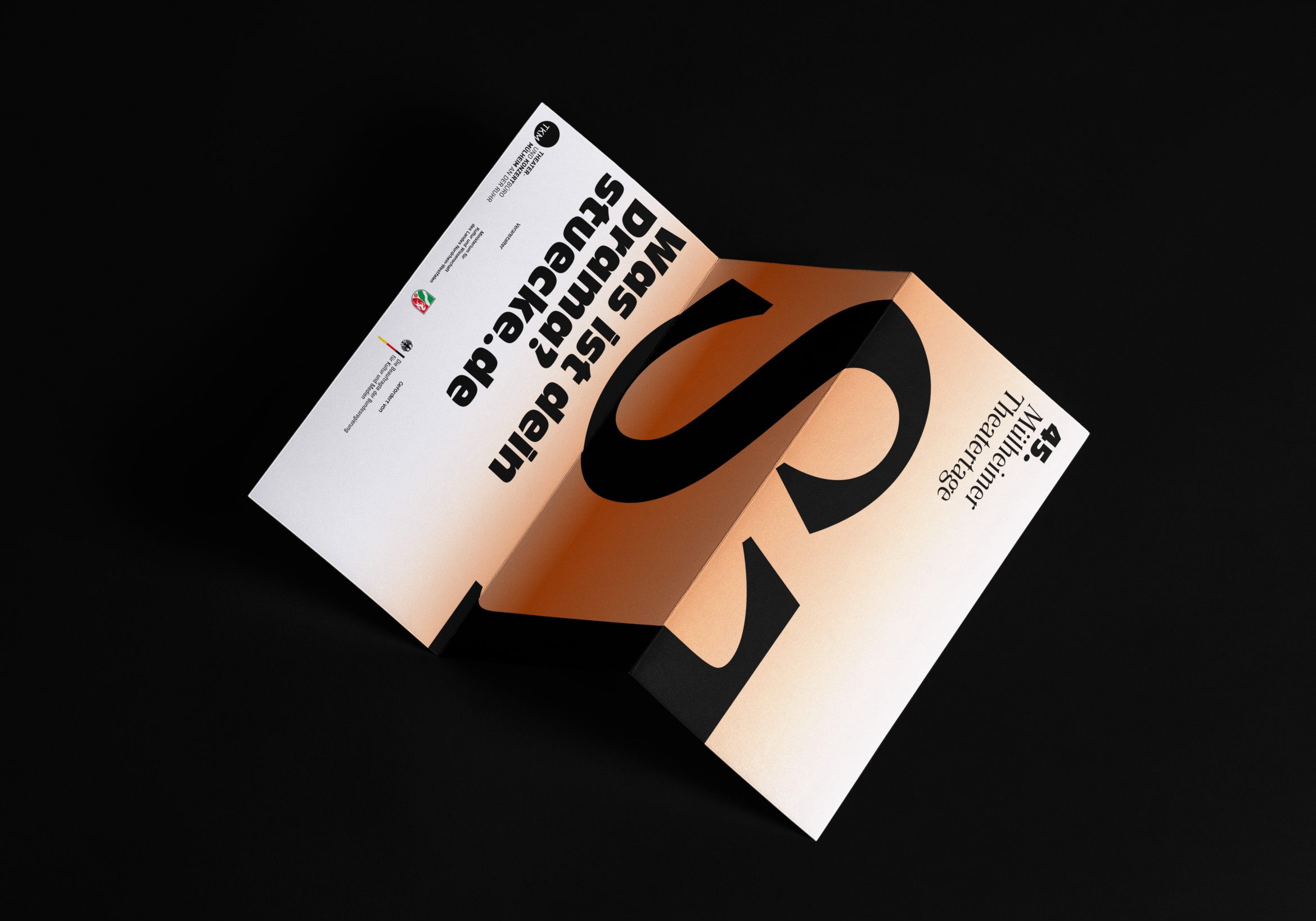 Büro Freiheit – 45. Mülheimer Theatertage »Stücke« – Stücke2020 | Design | Köln | Programmflyer Stücke2020 | Design | Köln | Programmflyer