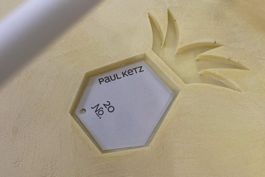Paul Ketz | Glossy | Label | Aluminium | Design