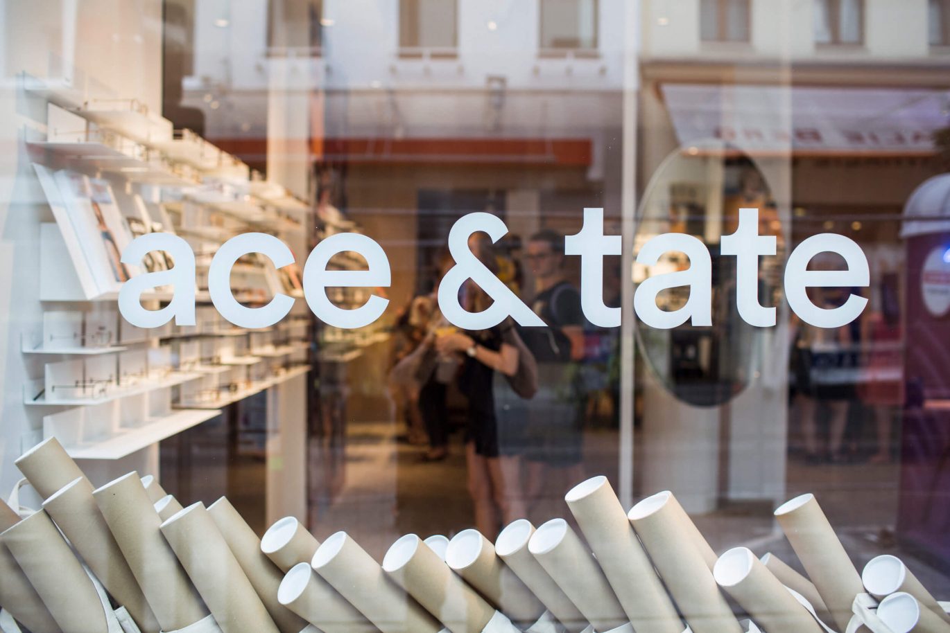 Büro Freiheit – ace&tate – Logo | Anwendung | Schriftzug | Außenansicht | Wortmarke Logo | Anwendung | Schriftzug | Außenansicht | Wortmarke